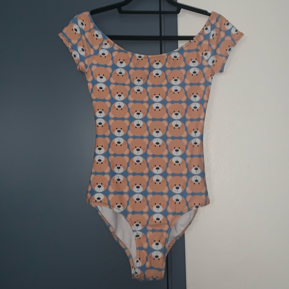 Chameleon Activewear Cap sleeve leotard